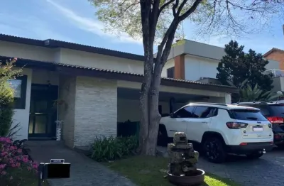 Casa á por R$ 3.500.000,00 à venda em Alphaville - Santana de Parnaíba