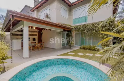 Casa à venda por R$ 3.900.000,00 em Alphaville - Santana de Parnaíba