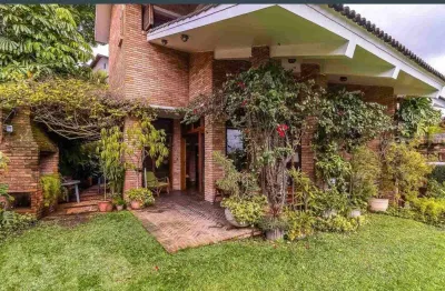 Casa para venda por R$3.500.000 ou locação R$18.OOO no Cidade Jardim, SP.