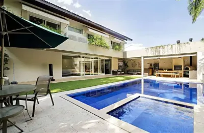 Casa com 4 quartos à venda no Jardim Guedala, São Paulo 