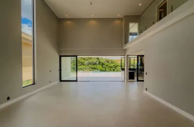 Casa à venda por R$ 5.600.000,00 em  Alphaville, Santana de Parnaíba, SP