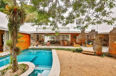Casa com 5 quartos à venda na Vila Madalena, São Paulo 