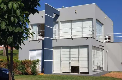 Casa à venda por r$ 850.000,00 em  paranapanema, sp