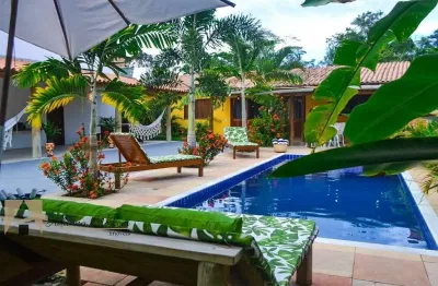 Sobrado de luxo à venda em trancoso-ba no condomínio coqueiral: 3 quartos, 3 suítes, 3 salas, 2 vagas de garagem, 300m²!