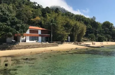 Luxuosa casa em condomínio à venda em angra dos reis-rj, praia da ribeira (cunhambebe), com 4 quartos, 4 suítes e 340m².