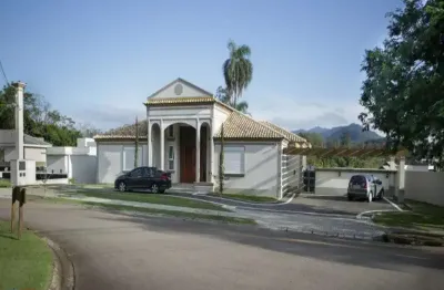 Casa de luxo à venda em condomínio porto atibaia com 5 quartos, 5 suítes e 450m² de área