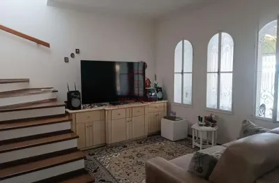 Sobrado para venda, centro, 3 dormitórios, 3 suítes, 1 banheiro, 3 vagas