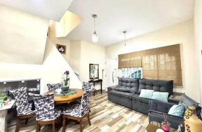 OPORTUNIDADE, Sobrado à venda de 3 quartos, 1 suíte no Bairro Marapé