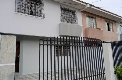 Casa com 4 quartos à venda na Rua Uniflor, Emiliano Perneta, Pinhais