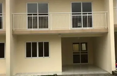 Casa em condomínio fechado com 3 quartos para alugar na rua porto alegre, 292, ouro fino, são josé dos pinhais por r$ 2.300