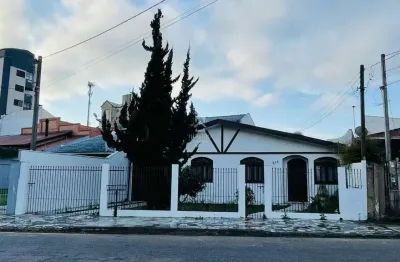 Casa com 3 quartos para alugar na rua joão ernesto kilian, 614, são domingos, são josé dos pinhais por r$ 3.600
