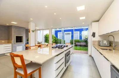 Casa com 3 quartos à venda na rua espírito santo, 284, santo antônio, são josé dos pinhais por r$ 899.000