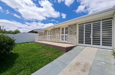Casa com 3 quartos para alugar na avenida josé gulin, 432, bacacheri, curitiba por r$ 4.500