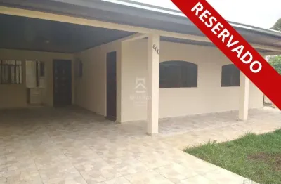 Casa com 2 quartos para alugar na rua israelita, 600, silveira da motta, são josé dos pinhais por r$ 1.800