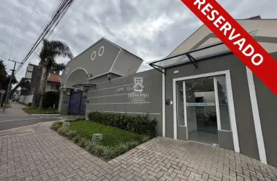 Casa em condomínio fechado com 3 quartos para alugar na Rua Doutor Claudino dos Santos, 600, Centro, São José dos Pinhais por R$ 3.500