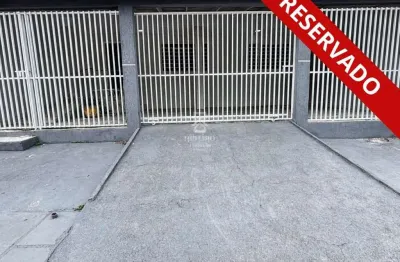 Casa com 3 quartos para alugar na Rua Líbero Sant'Ana Nunes, 471, Xaxim, Curitiba