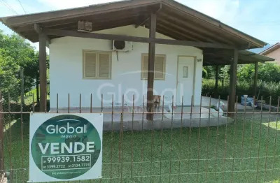 Casa com 2 quartos à venda no Centro, Araricá 