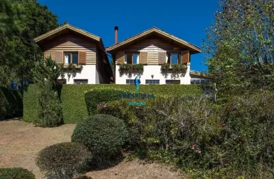 Casa em condomínio para venda, 2 dorms, 3 suites, 3 vagas, 300 m²