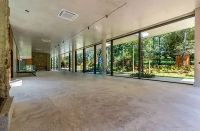 Casa (casa padrão) para venda, 5 dorm(s), 5 suite(s), 1 vaga(s), 1305 m²