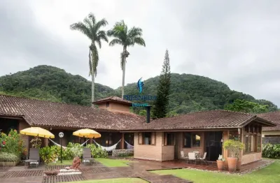 Casa (casa padrão) para venda, 6 suite(s), 12 vaga(s), 592 m²