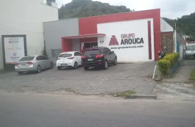 Predio comercial para venda no centro de caraguatatuba, duas entradas ( frente e fundo ) - 350m² ac