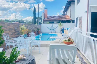 Casa em condomínio fechado com 3 quartos à venda na Rua Luiz Antônio Biazzetto, São Lourenço, Curitiba