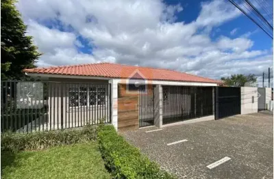 Casa com 3 quartos à venda na Avenida João Ferigotti, 240, Boa Vista, Ponta Grossa
