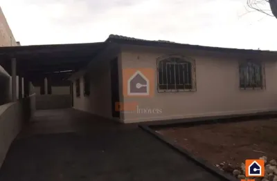 Casa com 3 quartos à venda na Rua Emiliano Perneta, 320, Uvaranas, Ponta Grossa