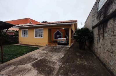 Casa com 2 quartos à venda na Rua Assaí, 34, Uvaranas, Ponta Grossa
