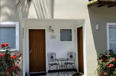 Casa em condomínio para venda em armação dos búzios, centro, 2 dormitórios, 1 suíte, 1 banheiro, 1 vaga