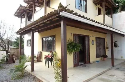 Casa para venda em armação dos búzios, rasa, 3 dormitórios, 1 suíte, 2 banheiros, 1 vaga