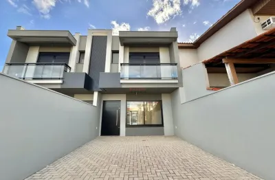 Amplo sobrado com piscina - 3 dormitórios (1 suíte com sacada) e 4 vagas a 5 minutos da estação canoas do trensurb