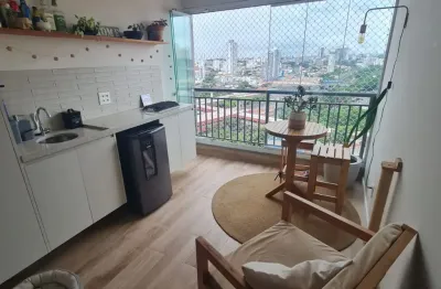 Lindo apartamento com os planejados ao lado do metrô vila matilde.