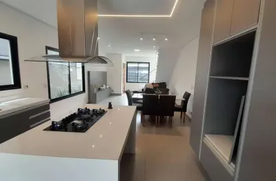 Casa com 3 quartos à venda na Rua Iracema, Villas do Jaguari, Santana de Parnaíba