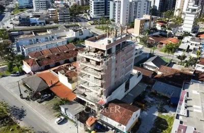 Cobertura duplex com 03 suítes e 02 vagas em caiobá!