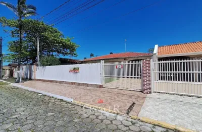 Casa com 3 quartos à venda na Avenida Paranaguá, Saint Etiene, Matinhos