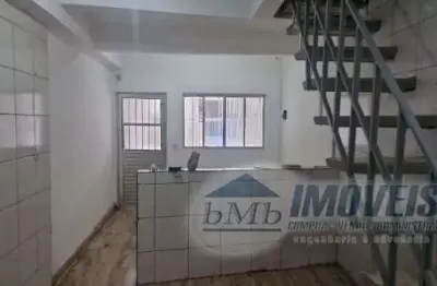 Casa com 2 quartos para alugar na Rua Carlos Roberto, 37, Lajeado, São Paulo por R$ 1.100