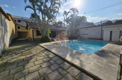 Casa vargem grande 7 quartos , 4 suítes ,área de 900m² de terreno , aceita finaciamento.....