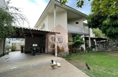 Casa duplex de luxo com 3 quartos e 2 suítes no jacarepaguá, rio de janeiro - rj: 5 banheiros, 2 salas, 3 vagas de garagem e 438m²!