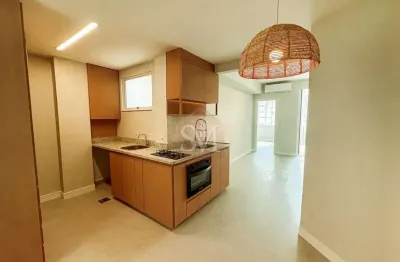 Leblon  apartamento reformado à venda  2 quartos (1 suíte)  55m²  av. ataulfo de paiva