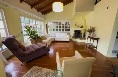 Casa 3 dormitórios 2 suítes master 1demi-suíte - ressacada - itajaí