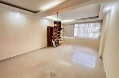 Imóvel de Luxo no Coração do Flamengo: Apartamento à Venda com 3 Quartos, Sendo 1 Suíte, 128m² e 1 Vaga de Garagem