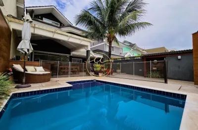 Recreio/SandLake- Casa triplex à venda com 4 suítes, piscina e área gourmet, 273m², 4 vagas - Rio de Janeiro-RJ