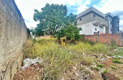 Terreno à venda na Alameda Agassiz Jardim, 14, Lundcéia, Lagoa Santa