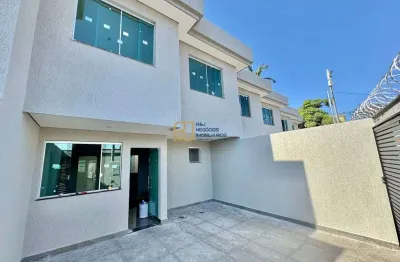 Casa geminada à venda - 3 quartos sendo 1 suíte - 2 vagas - 110m² - candelária