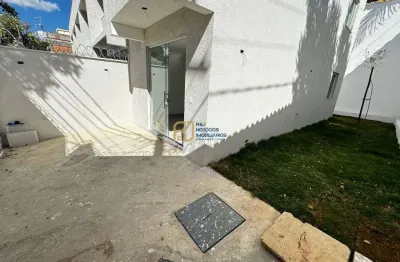 Casa geminada à venda - 3 quartos sendo 1 suíte com varanda - 2 vagas - planalto