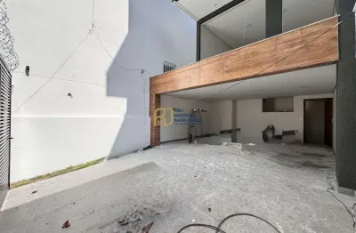 Casa geminada à venda - 3 quartos sendo 1 suíte - 4 vagas - bairro planalto