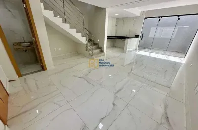 Casa geminada à venda - 3 quartos sendo 1 suíte - 2 vagas - bairro santa mônica