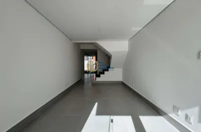 Casa geminada à venda - 2 quartos com suítes - 1 vaga - santa mônica bh