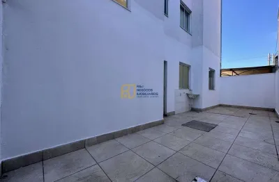 Área privativa à venda - 2 quartos - 1 vaga - ampla área externa - santa monica